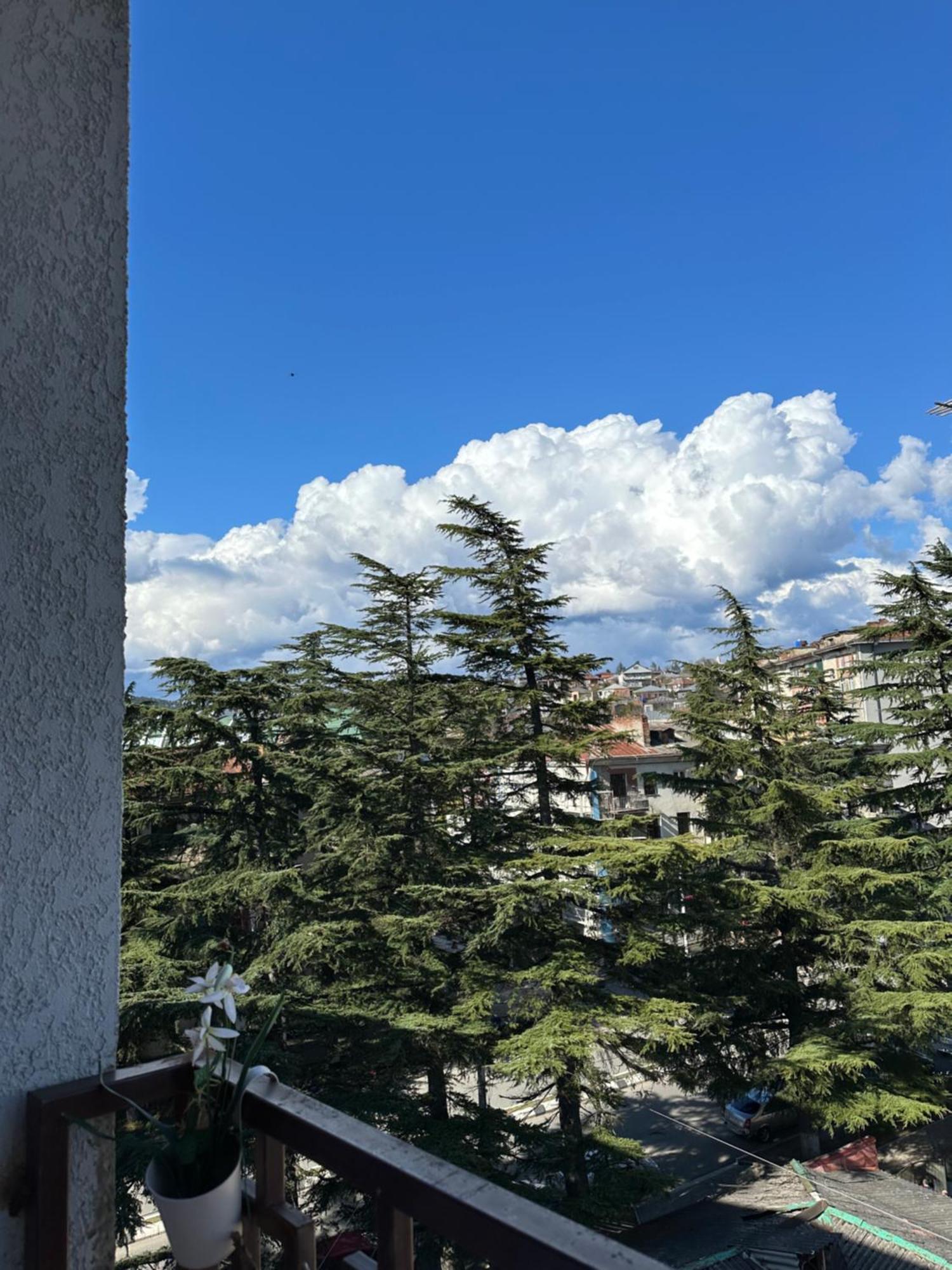 Rustaveli Apartment 113 Кутаиси Екстериор снимка